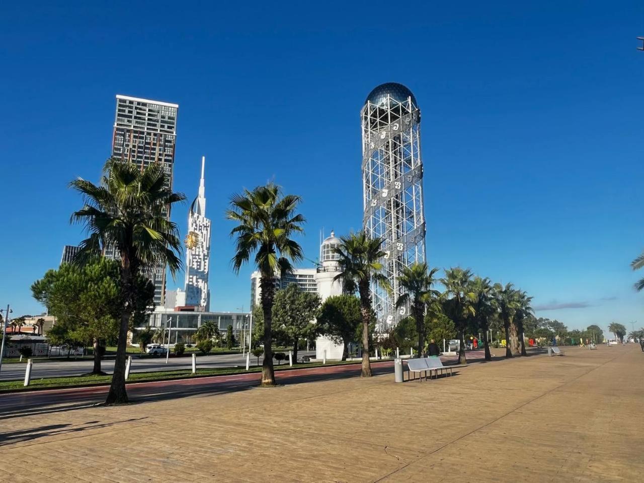 Apartments With Sea And Mountain Views, Portа Batumi Tower Buitenkant foto