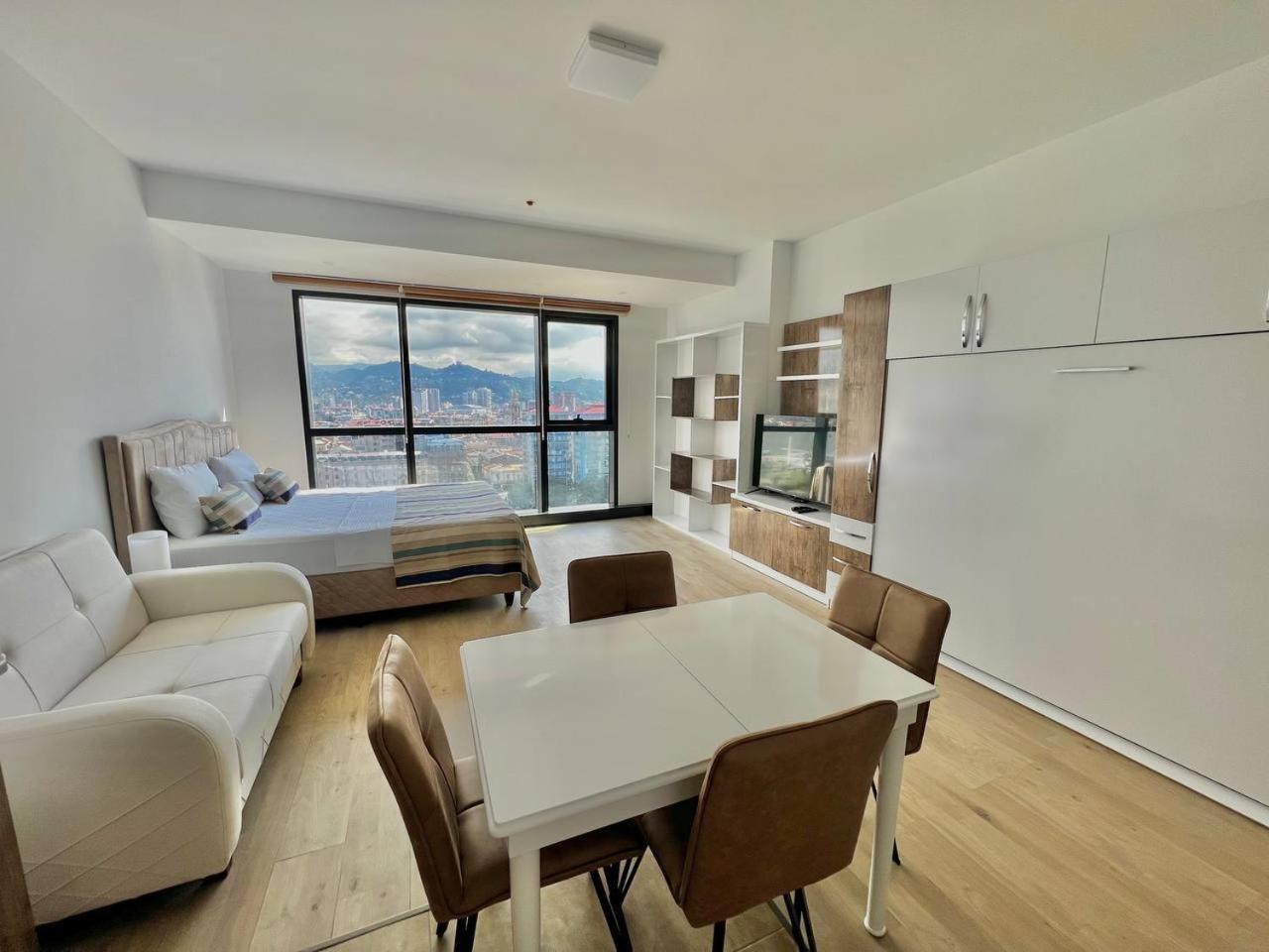 Apartments With Sea And Mountain Views, Portа Batumi Tower Buitenkant foto